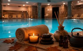 Royal Grand Hotel And Spa